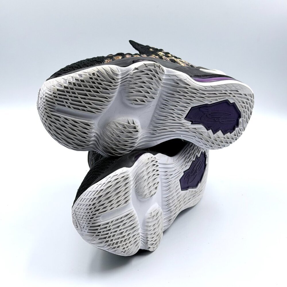 Nike LeBron 17 BG 'Lakers' - Picture 7 of 9